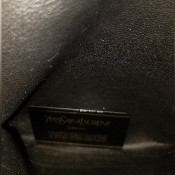 Authentic Yves Saint Laurent Black Leather bucket bag - Picture 11 of 13